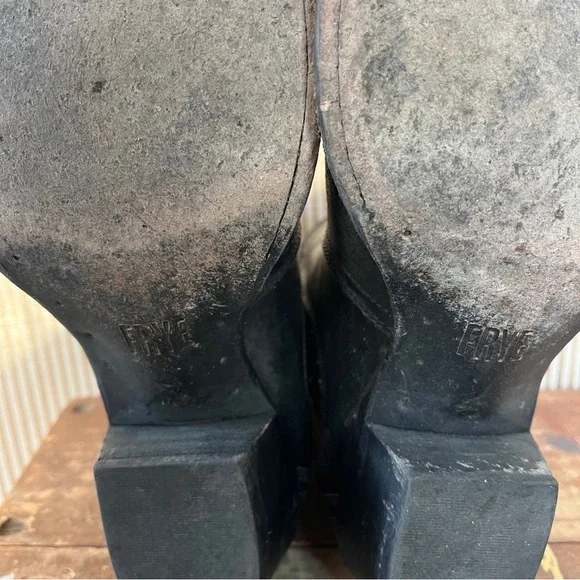 Frye x Matt Schultz Western Chelsea Split Leather Black Ankle Boot - Picture 10 of 11